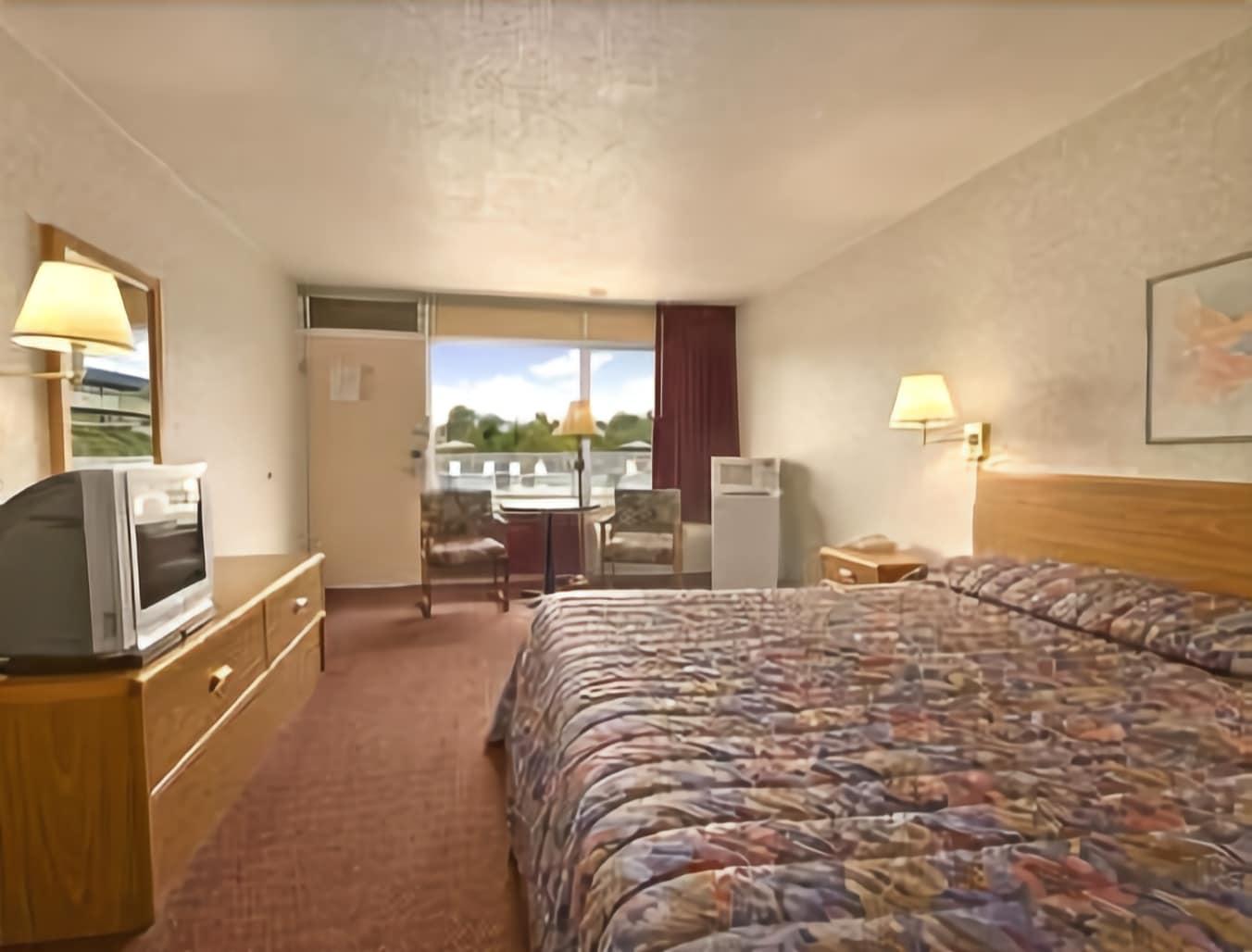 Days Inn By Wyndham St Clairsville St. Clairsville Room photo